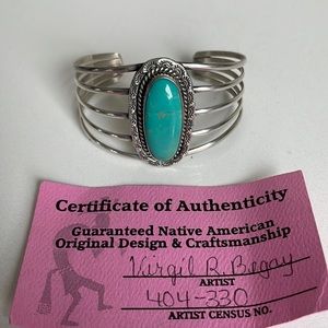 Beautiful turquoise sterling silver Native American bracelet virgil begay